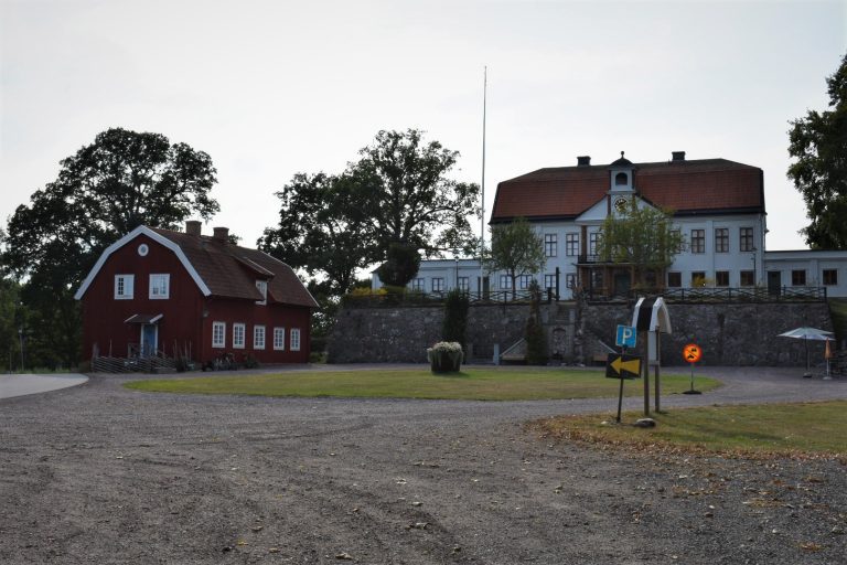 Fredriksbergs herrgård