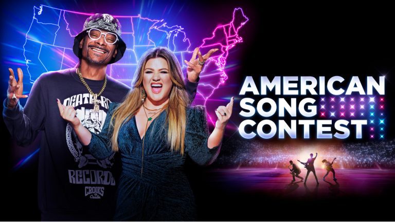 Snoop Dogg och Kelly Clarkson, programledare för ASC