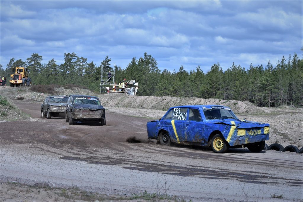 Folkracetävling på Solkustbanan i Forshult, utanför Oskarshamn. Foto: Peter A Rosén