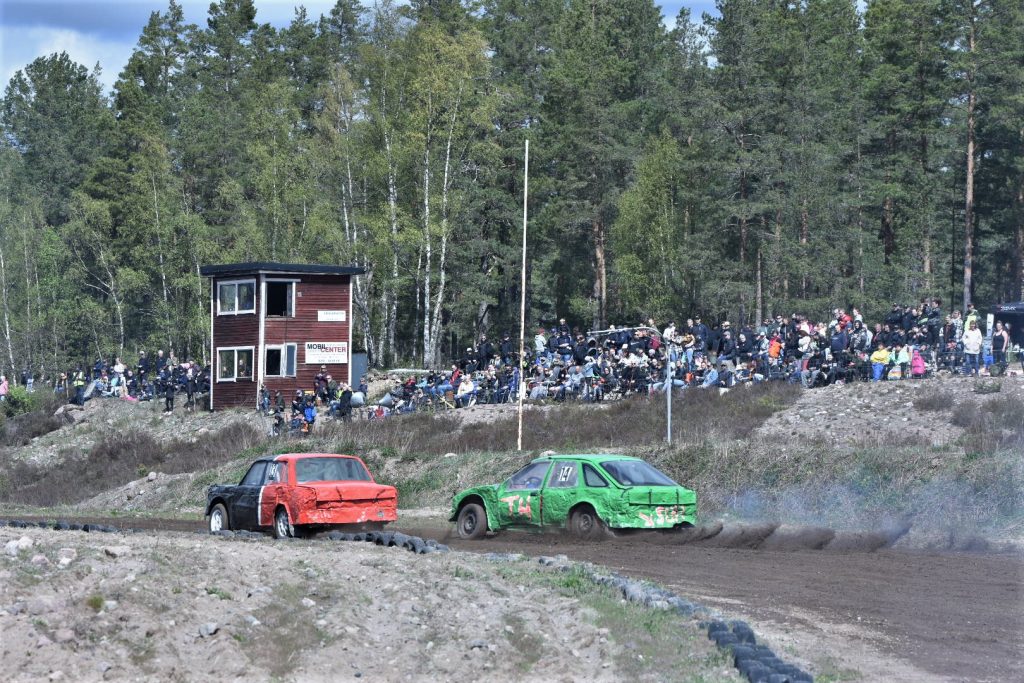 Folkracetävling på Solkustbanan i Forshult, utanför Oskarshamn. Foto: Peter A Rosén