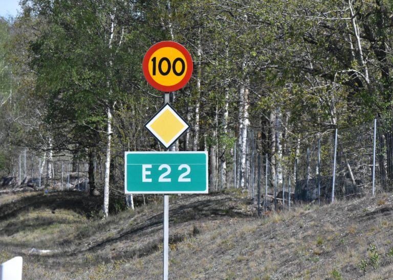 E22, Påskallavik