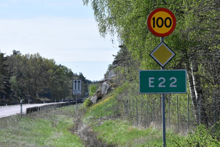 E22, Påskallavik