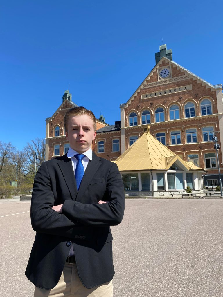 Anton Liljegren Johansson, Ungsvenskarna i Oskarshamn