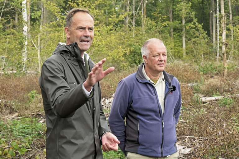 Landshövdingen Allan Widman och Per Jiborn från Naturskyddsföreningen.