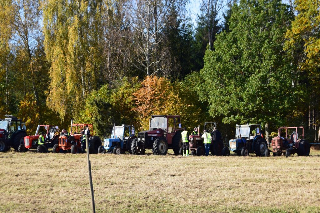 Deltagande traktorer i traktorracet