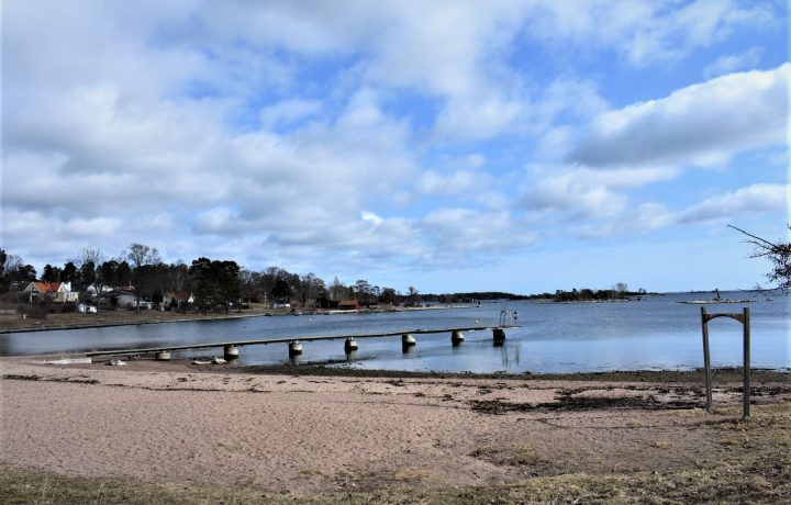 Bild på badbryggan i Havslätt, Oskarshamn