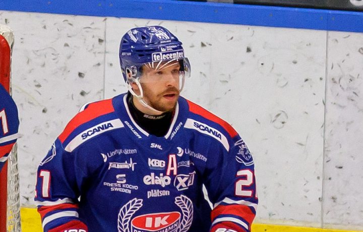 Brian Cooper, IK Oskarshamn, i en kvartsfinal mot Rögle BK.