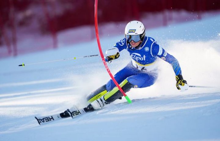 Ebba Årsjö i backen