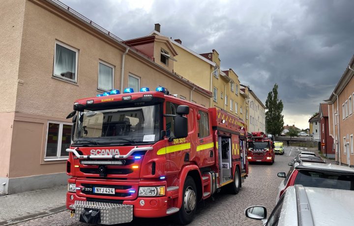 Brand i flerfamiljshus i Oskarshamn