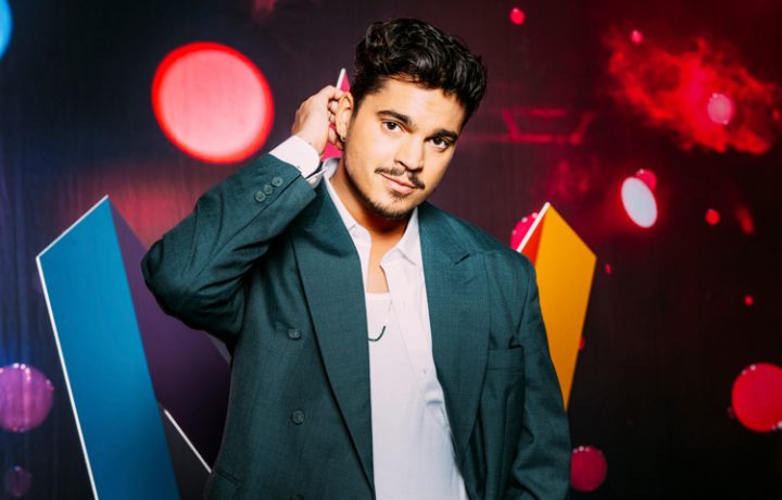 Oscar Zia, programledare för Melodifestivalen 2022