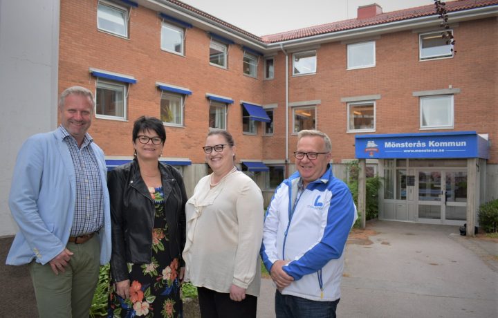 Anders Johansson (C), Madeleine Rosenqvist (KD), Åsa Ottosson (M) och Torbjörn Uddén (L), Mönsteråspolitiker