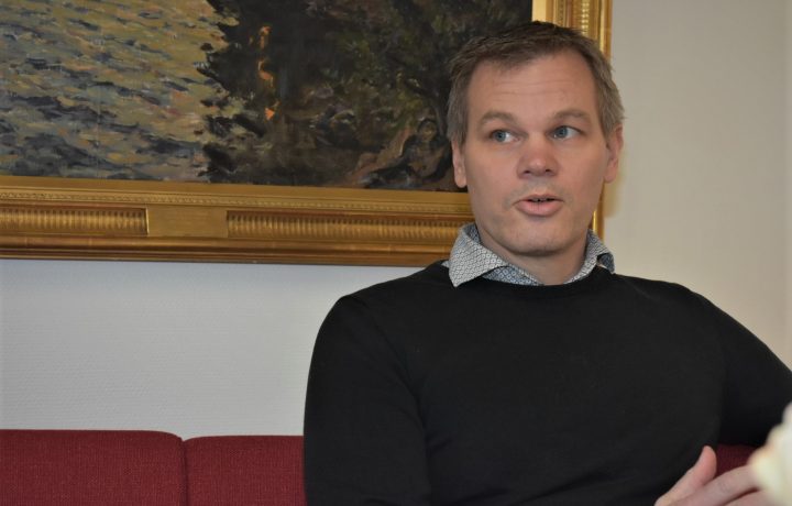 Andreas Erlandsson (S), kommunstyrelsens ordförande i Oskarshamns kommun.