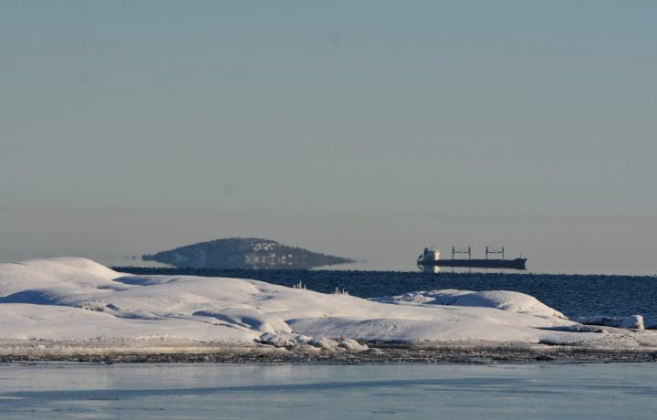 Blå Jungfrun en solig vinterdag