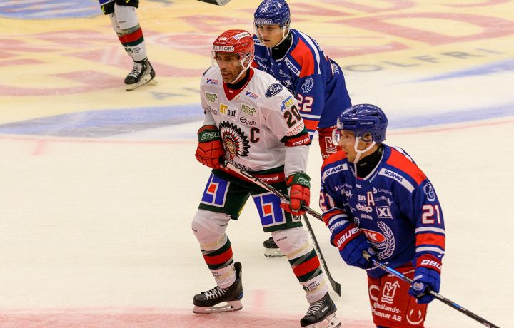 Joel Lundqvist, Frölunda HC och John Dahlström samt Brian Cooper, IK Oskarshamn