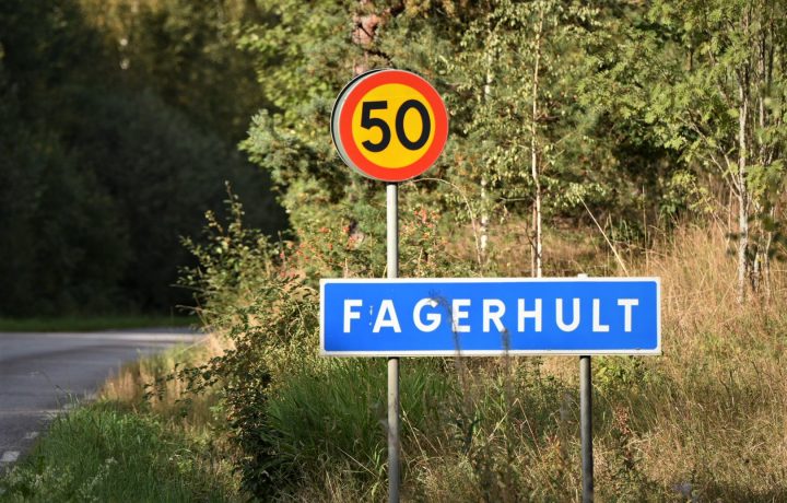 Fagerhult i Högsby kommun, ortsskylt