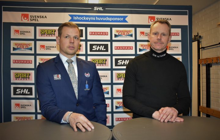 Martin Filander, huvudtränare i IK Oskarshamn, och Robert Ohlsson, tränare i Skellefteå AIK. Foto: Peter A Rosén