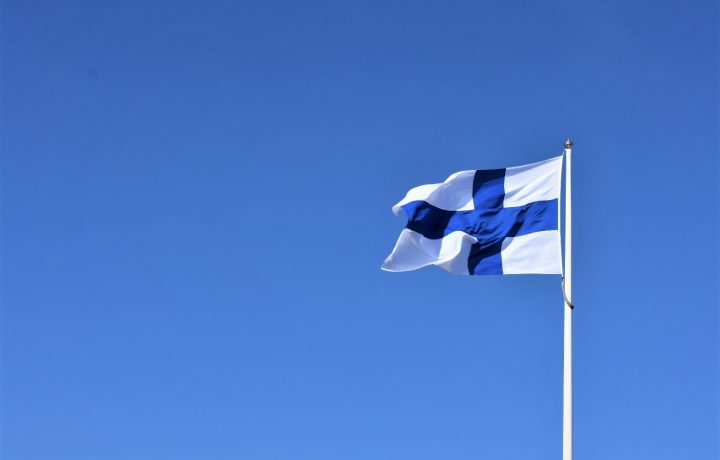 Finlands flagga