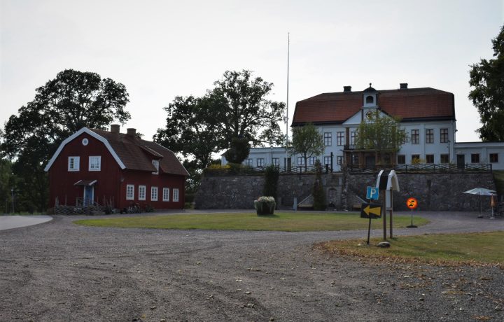 Fredriksbergs herrgård