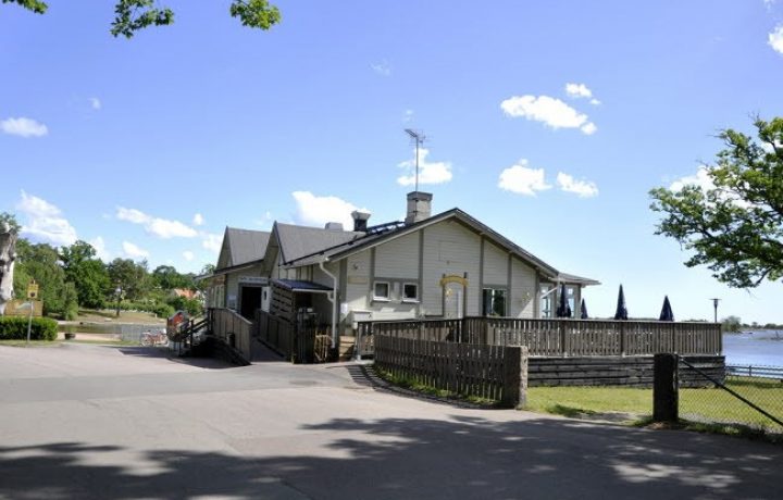 Havslätts restaurang, reception och camping i Oskarshamn