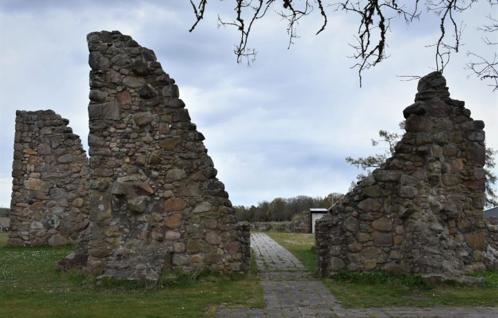 kronobäcksklosterruin0001