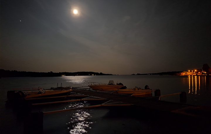 Mönsteråsviken/kuggåsstrand i Mönsterås.