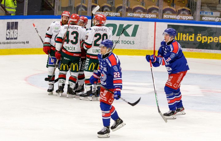 Frölunda måljublar i matchen mot IK Oskarshamn efter att ha kvitterat till 1-1