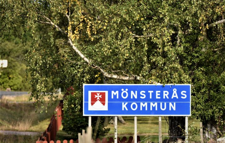 Vägskylt Mönsterås kommun