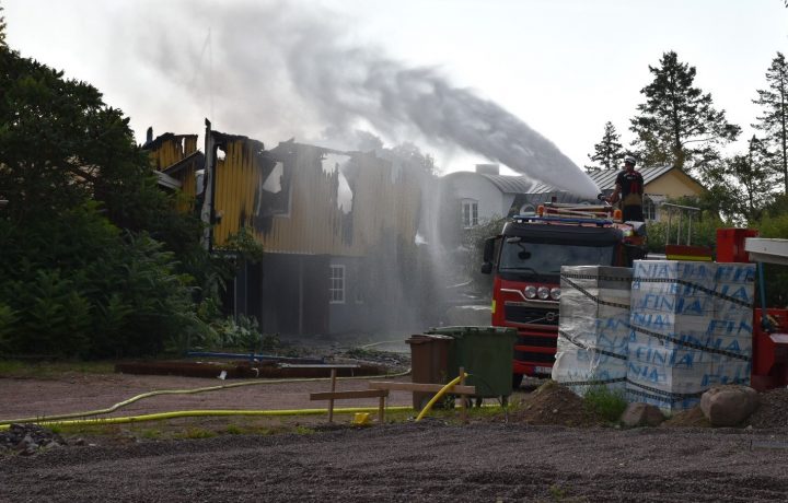 Villabrand i Läggevi i Fliseryd