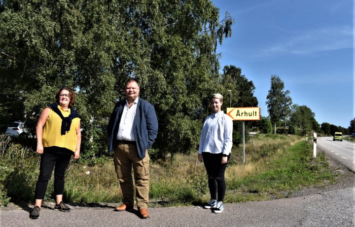 Från vänster: Karin Helmersson (C), Peter Wretlund (S) och Johanna Wyckman (L). Foto: Peter A Rosén