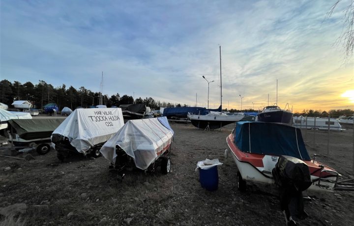 Uppläggningsplats för båtar, i Ernemar i Oskarshamn.